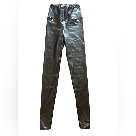 Aritzia Pants - Aritzia Wilfred Free High Waisted Vegan Leather Leggings Black, Small